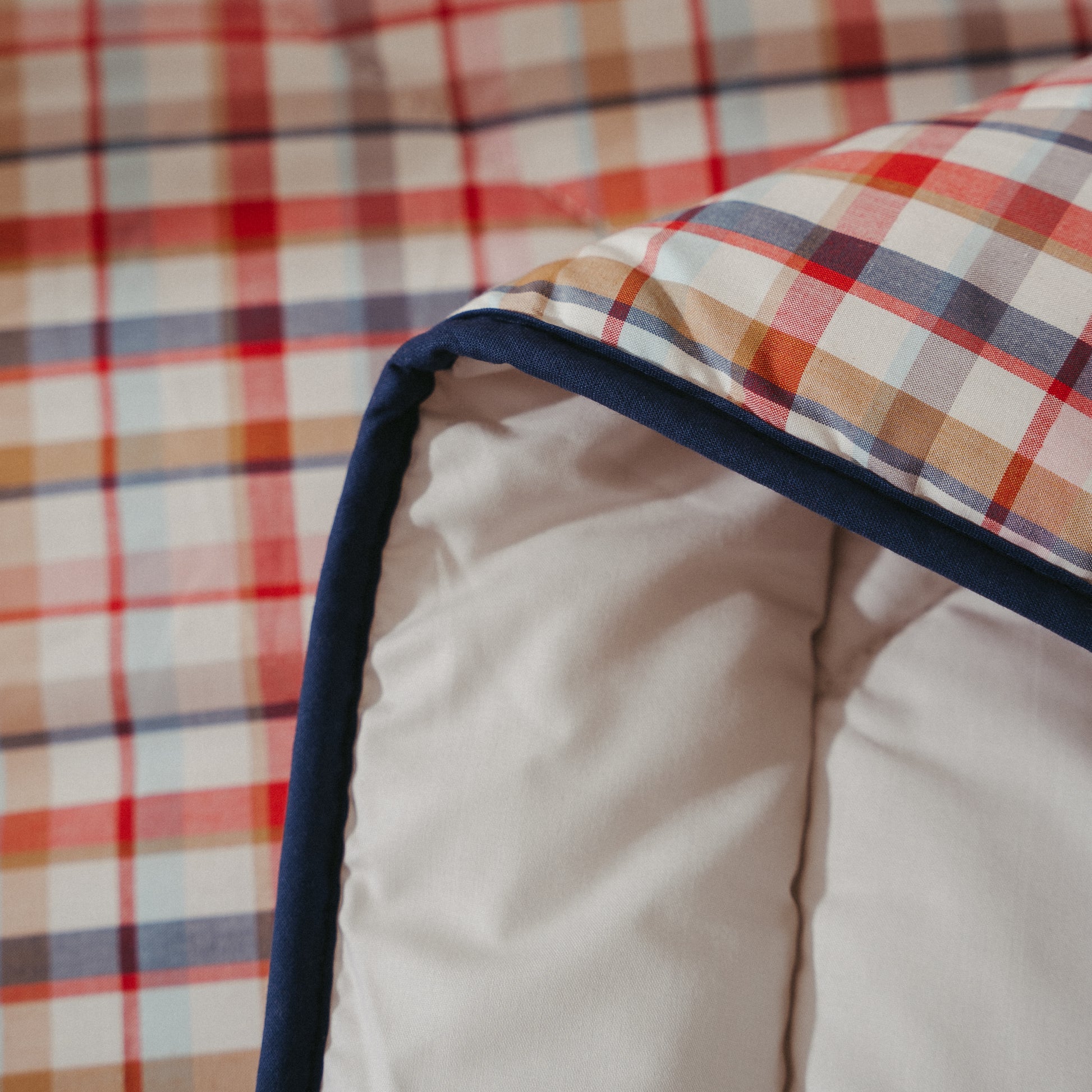 Colcha Decorativa, REDFLAG