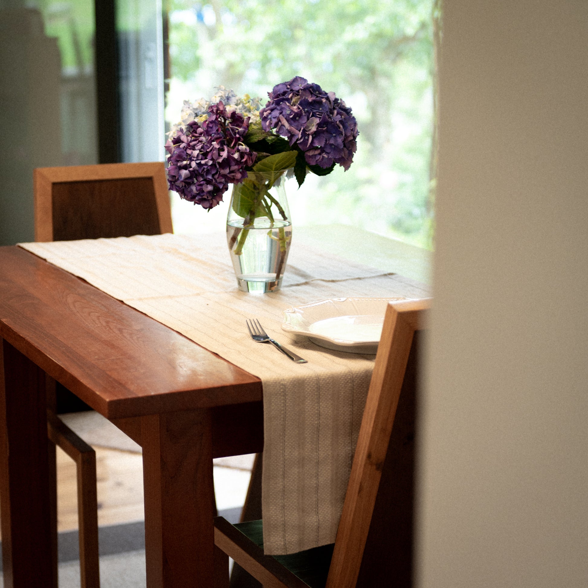 Corredor de Mesa PLAGEA, Castanho