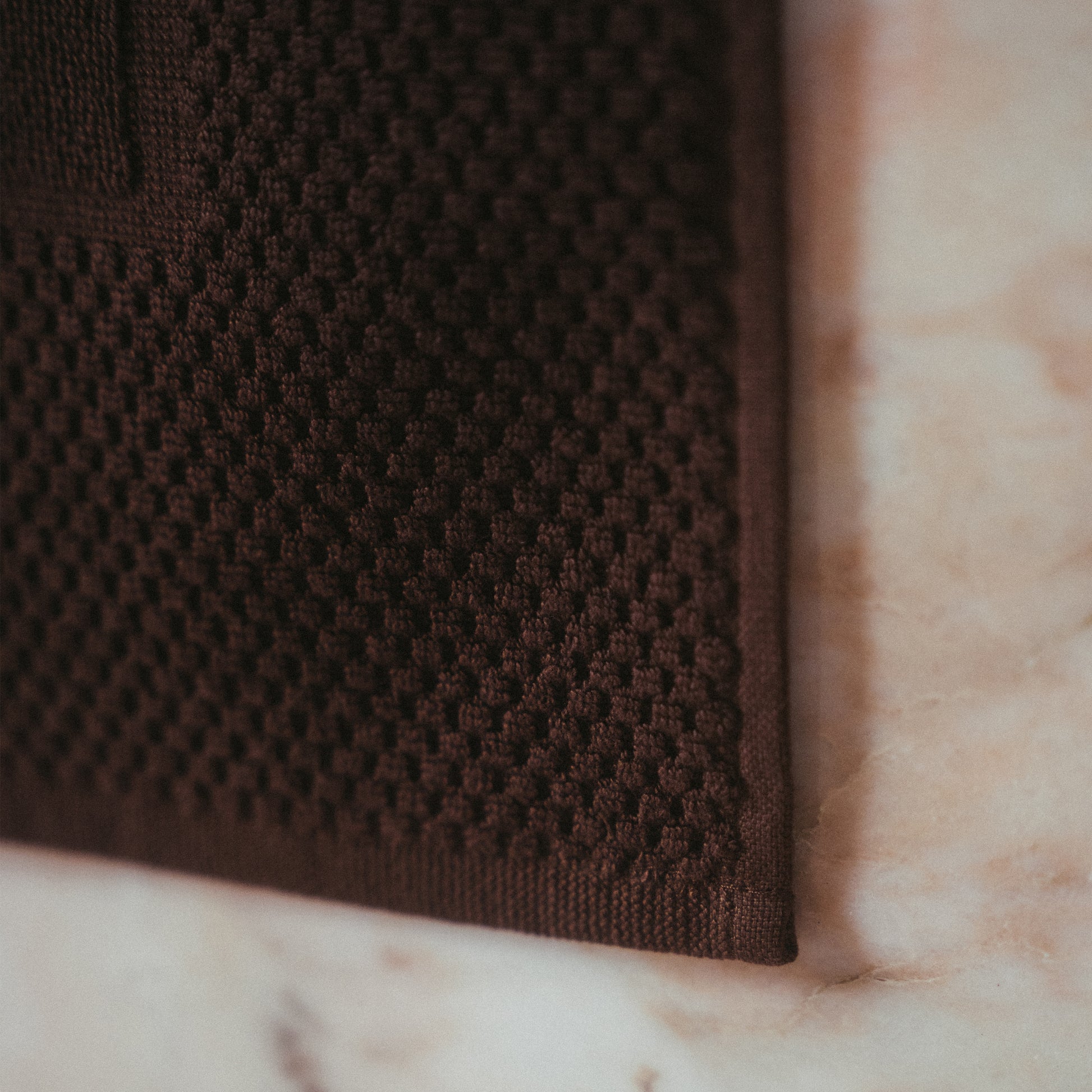 Tapete Banho Simples, Castanho